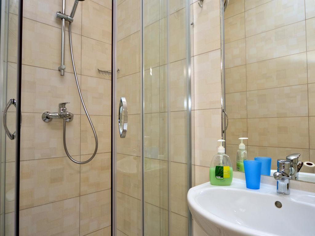 Sunday Apart Hotel Kiev Buitenkant foto