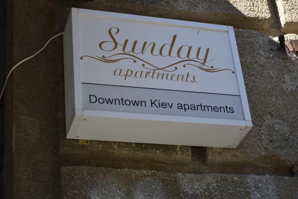Sunday Apart Hotel Kiev Buitenkant foto